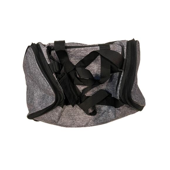 Adidas Defender Small Gray Black Gym Bag 18"x10"x12" - Picture 2 of 7